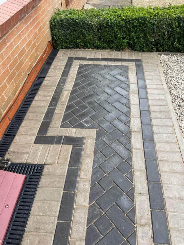 block paved path